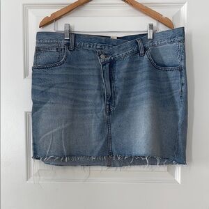 NWOT Madewell Denim Crossover-Waist Mini Skirt